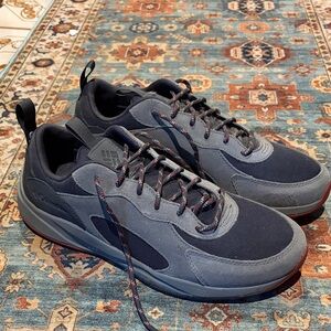 Columbia Men's Waterproof Athletic Shoes - Black and Gray